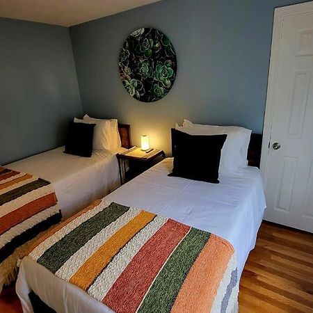 Unique & Peaceful Boston Home 外观 照片