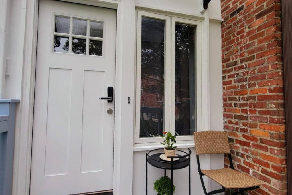 Unique & Peaceful Boston Home 外观 照片