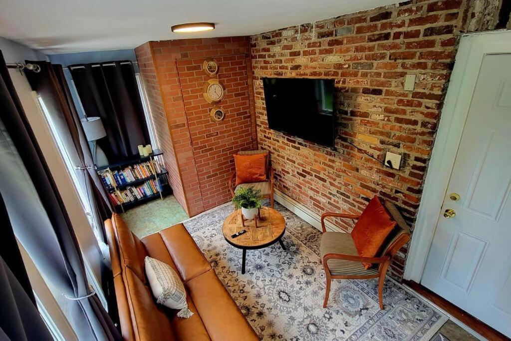 Unique & Peaceful Boston Home 外观 照片