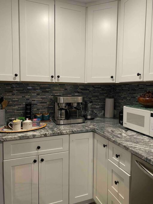 Unique & Peaceful Boston Home 外观 照片