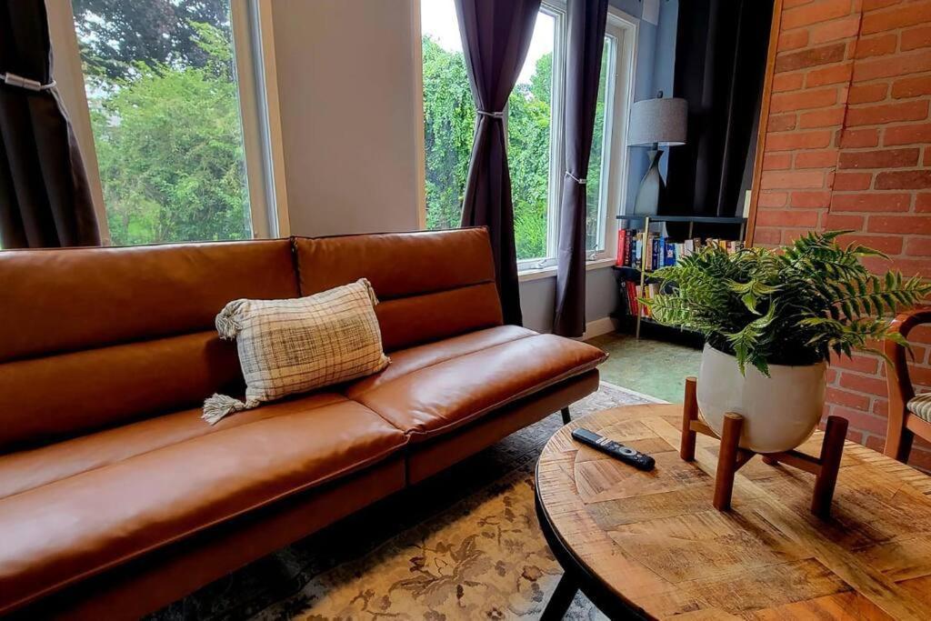 Unique & Peaceful Boston Home 外观 照片