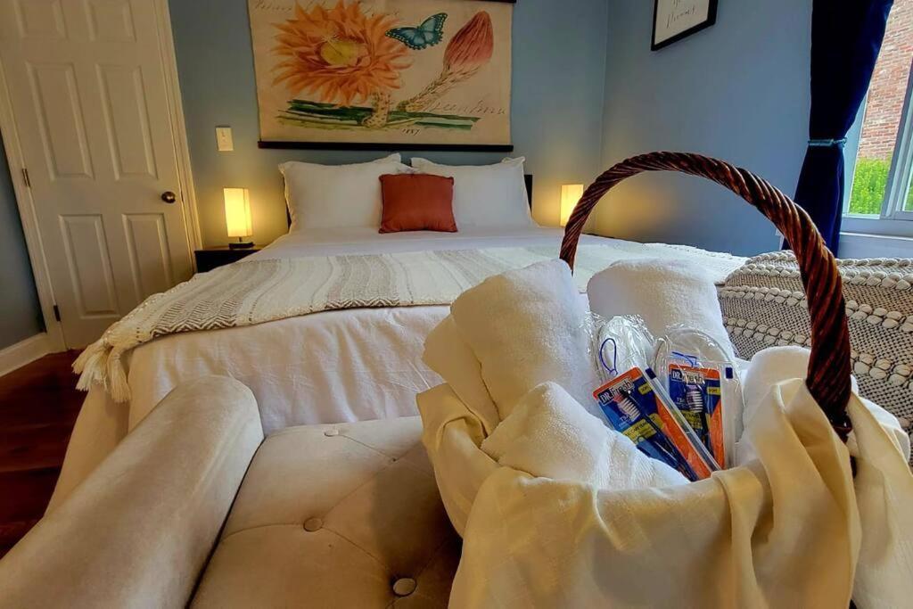 Unique & Peaceful Boston Home 外观 照片