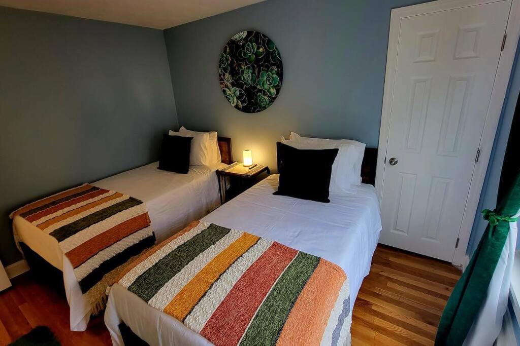 Unique & Peaceful Boston Home 外观 照片