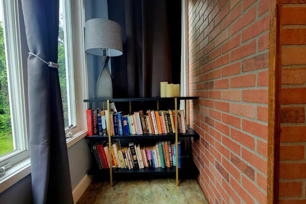 Unique & Peaceful Boston Home 外观 照片