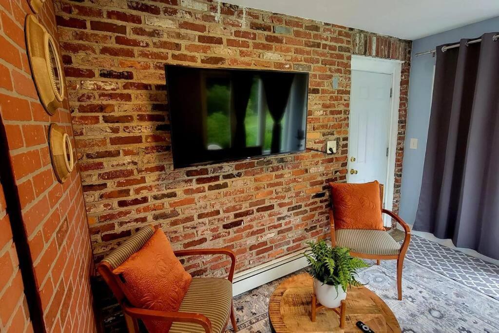 Unique & Peaceful Boston Home 外观 照片